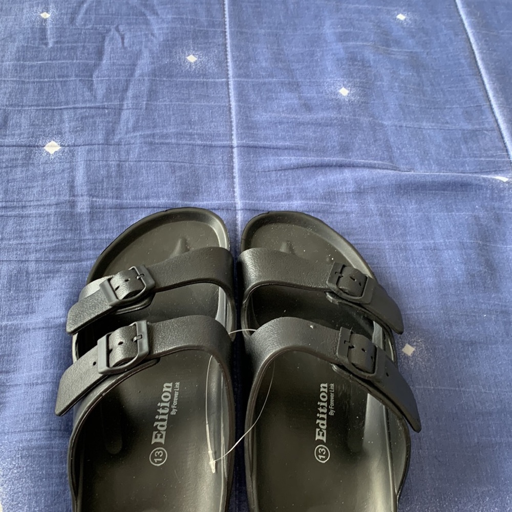 🎉2x HP🎊Edition by Forever Link Sandals - Picture 4 of 4
